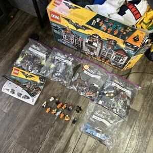 lego used The Batman Movie set 70912 ARKHAM ASYLUM Complete